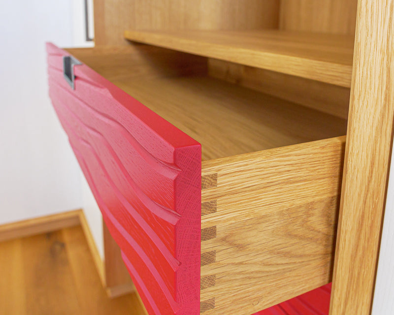 3D-gefräste Fronten in Wandfarbe
