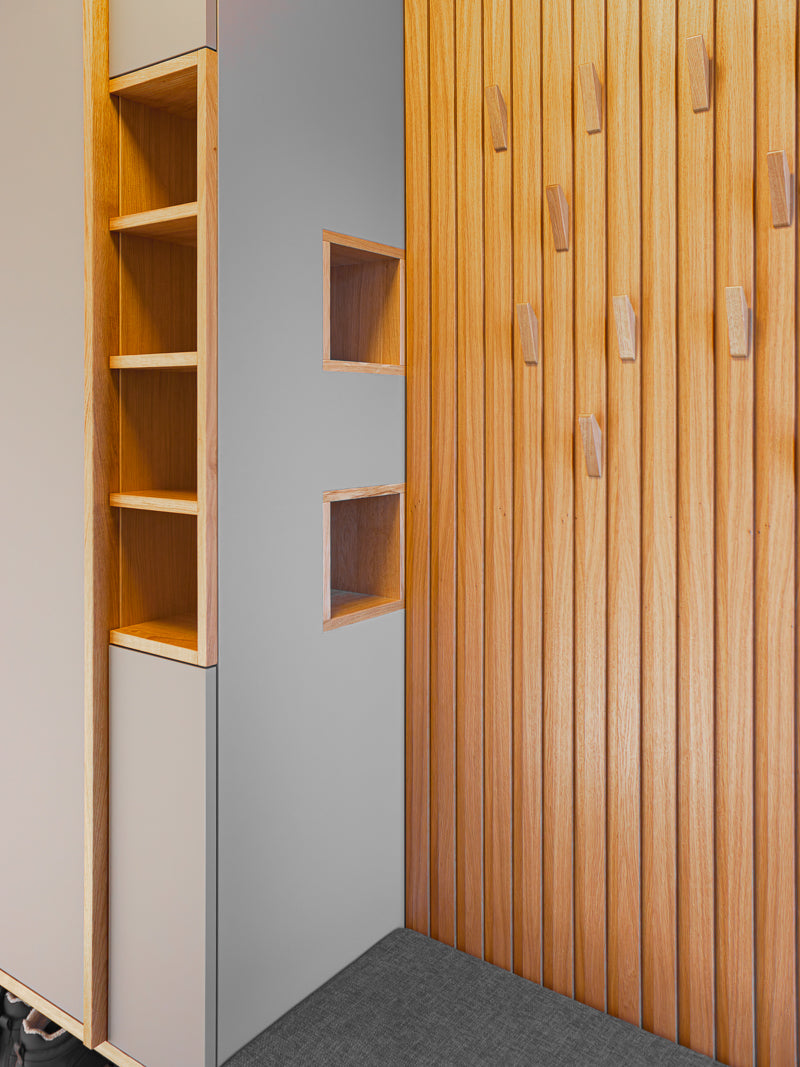 Flurmöbel: Garderobe und Schuhschrank