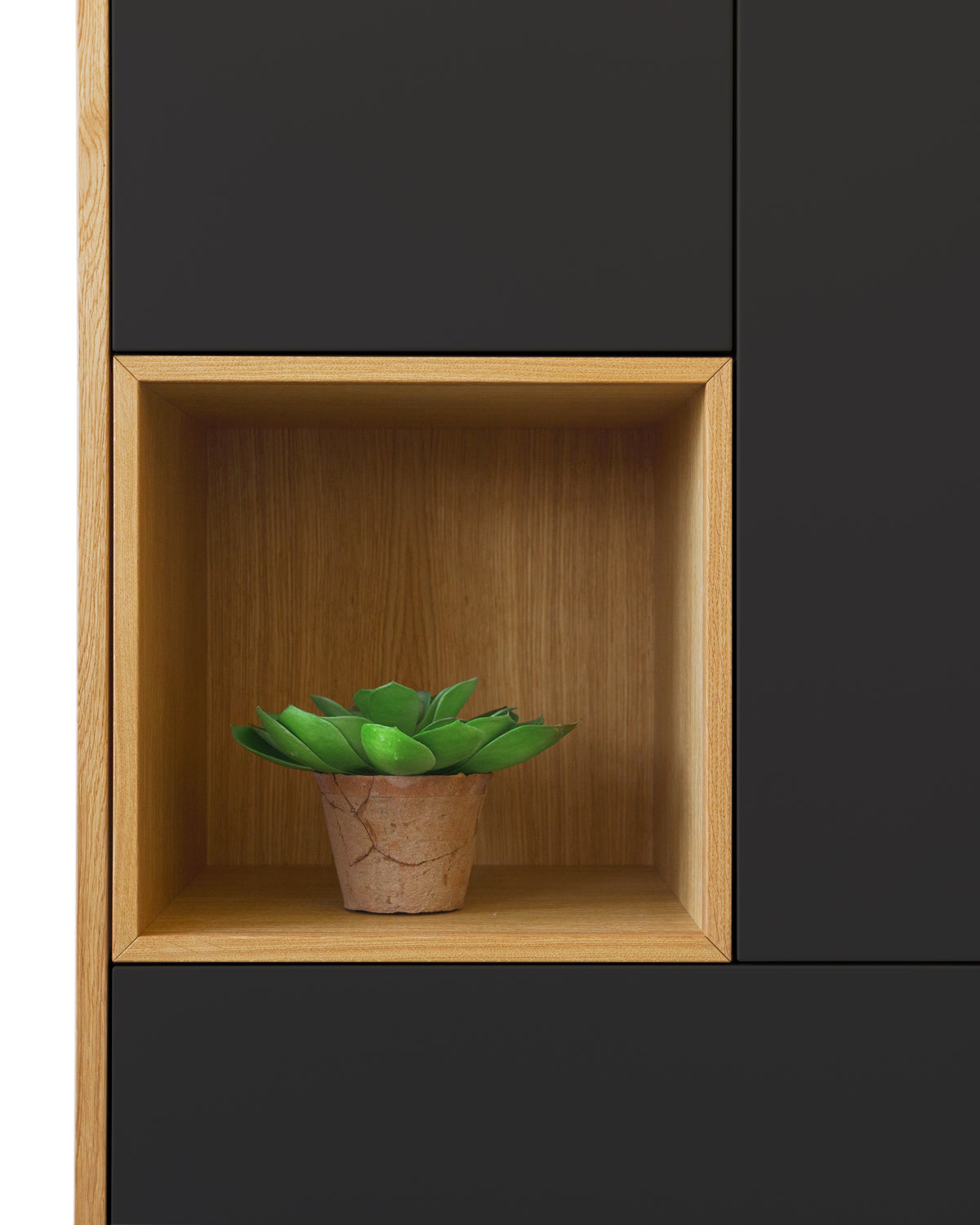 Highboard in Eiche schwarz