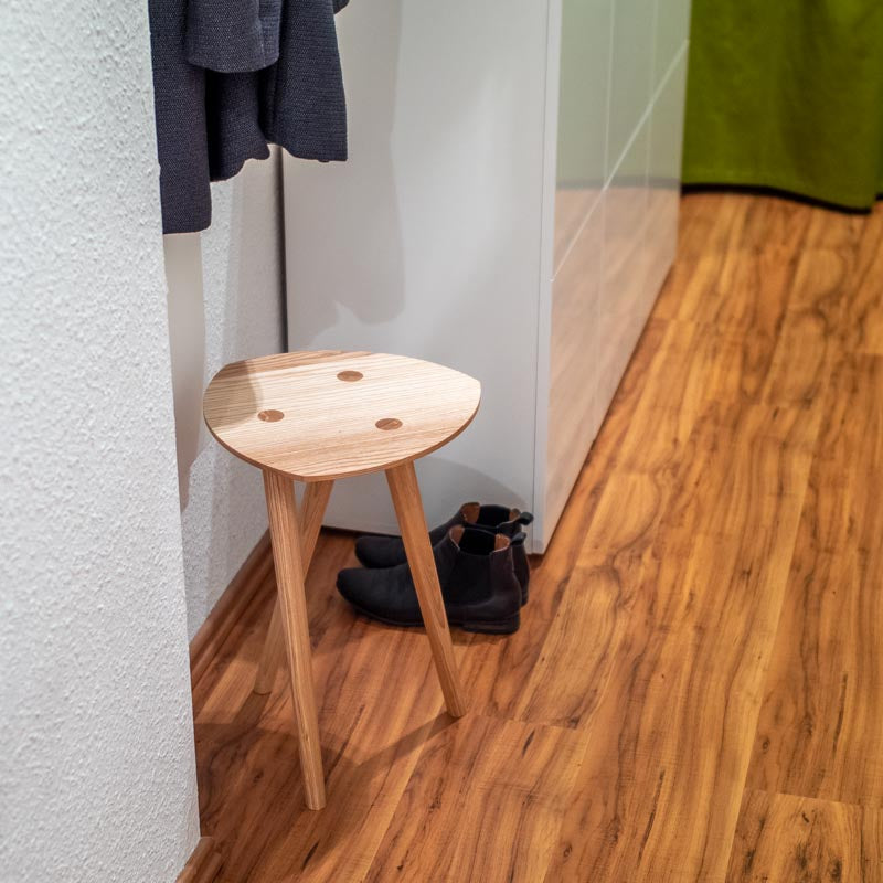 Hocker Kernesche