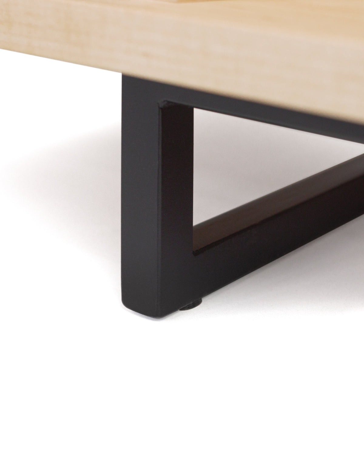 Großes Lowboard – Modernes Massivholzdesign