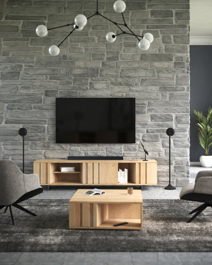 Großes Lowboard – Modernes Massivholzdesign